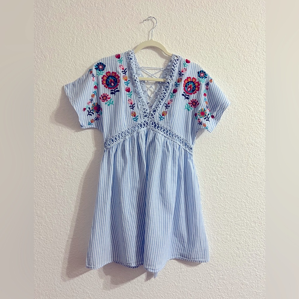 En crème dress size m